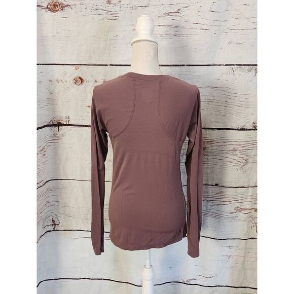 Athleta Momentum Seamless Long Sleeve Top Size Medium - Picture 4 of 6